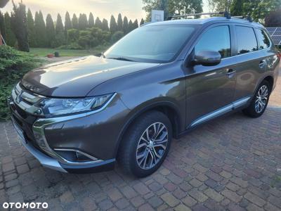 Mitsubishi Outlander 2.2 DID Intense + 4WD