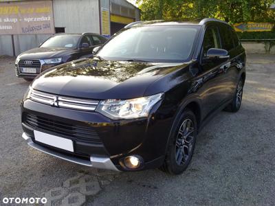 Mitsubishi Outlander PHEV Instyle NAVI +