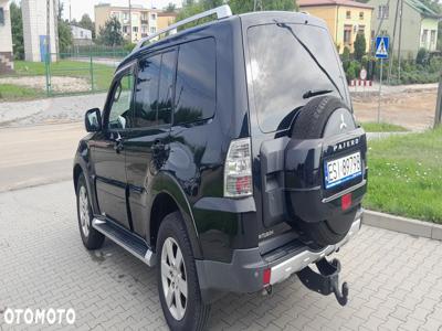 Mitsubishi Pajero 3.2 DID Alpine Edition