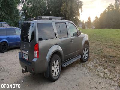 Nissan Pathfinder 2.5 DCi Elegance +