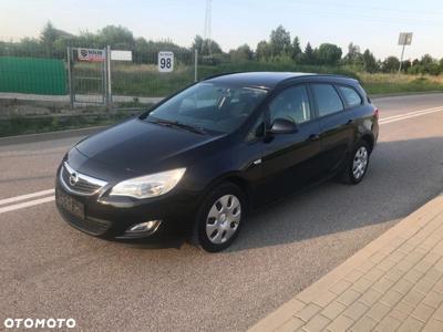 Opel Astra 1.4 Sports Tourer ecoFLEX Selection