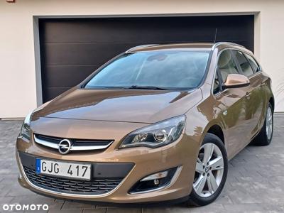 Opel Astra 1.4 Turbo Color Edition