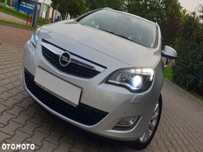 Opel Astra 1.6 Sports Tourer Automatik Exklusiv