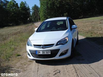 Opel Astra 1.7 CDTI DPF Design Edition