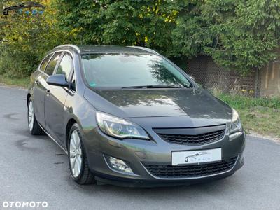 Opel Astra IV 1.4 T Cosmo EU6