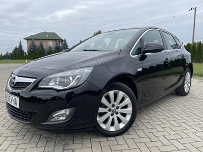 Opel Astra J Hatchback 5d 1.4 Turbo ECOTEC 140KM 2010