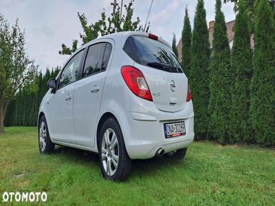 Opel Corsa 1.2 16V Cosmo