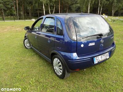 Opel Corsa 1.2 16V Essentia