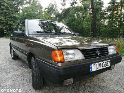 Polonez Caro