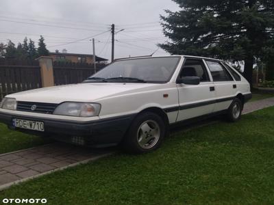 Polonez Caro