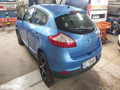 Renault Megane 2.0 16V Bose Edition CVT