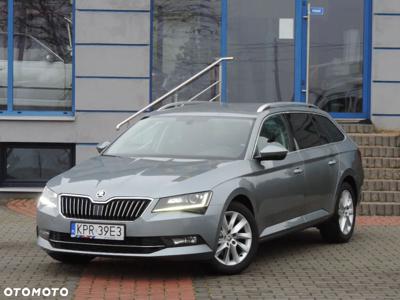 Skoda Superb Combi 2.0 TDI DSG Style