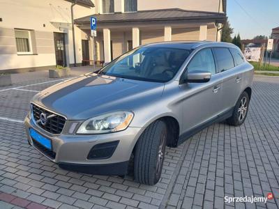 Sprzedam VOLVO XC60 bardzo zadbane