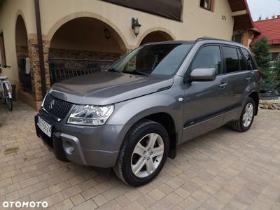 Suzuki Grand Vitara 2.0 De luxe