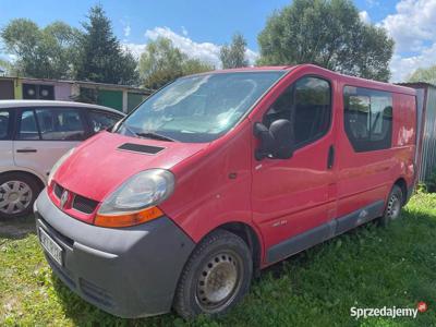 Syndyk sprzeda pojazd Renault Trafic 2004r.