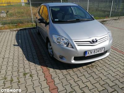 Toyota Auris 1.33 VVT-i Active