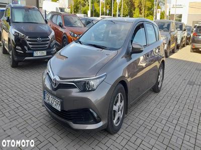 Toyota Auris 1.33 VVT-i Active