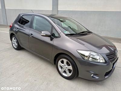 Toyota Auris 1.6 Premium +