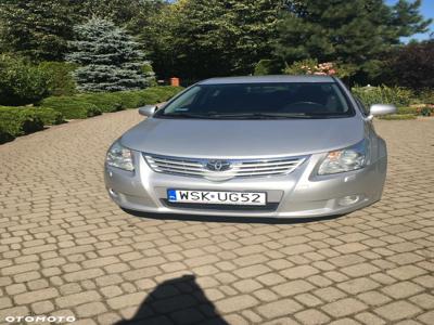 Toyota Avensis 1.8 Luna