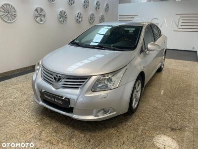 Toyota Avensis 1.8 Luna