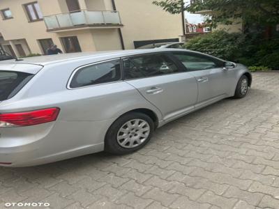 Toyota Avensis 2.0 D-4D Active