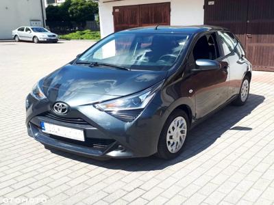 Toyota Aygo X 1.0 VVT-i X-play