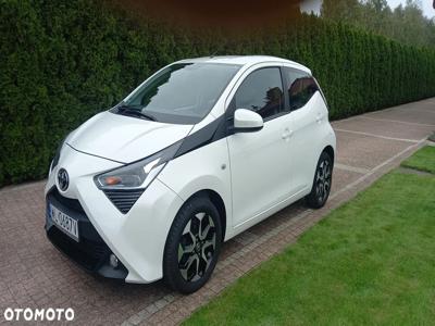 Toyota Aygo x-play connect