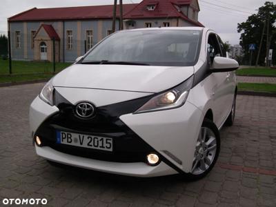 Toyota Aygo x-play touch