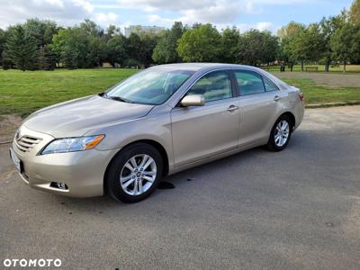 Toyota Camry 2.4 LE