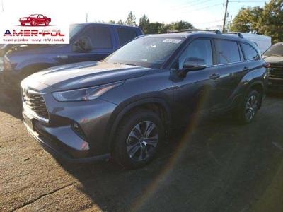 Toyota Highlander III 2023