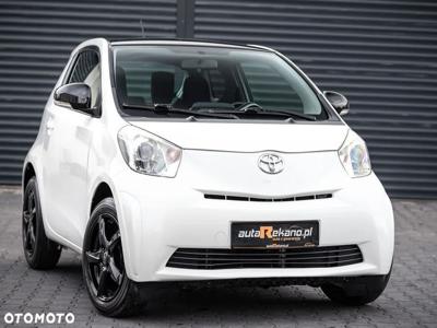 Toyota iQ