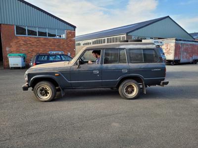 Toyota Land Cruiser Hj60 Sahara