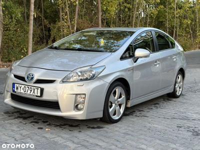 Toyota Prius (Hybrid)