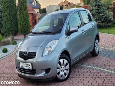 Toyota Yaris 1.3 VVT-i Cool