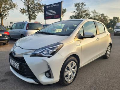 Toyota Yaris III Hatchback 5d Facelifting 2017 1.5 Hybrid 100KM 2018