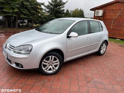 Volkswagen Golf V 1.6 Sportline