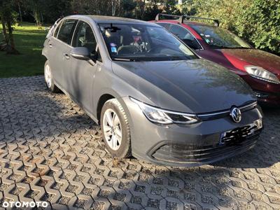 Volkswagen Golf VIII 1.0 TSI