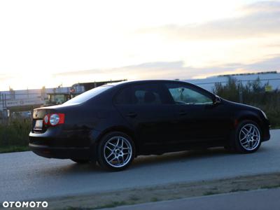 Volkswagen Jetta 1.6 TDI DPF Trendline