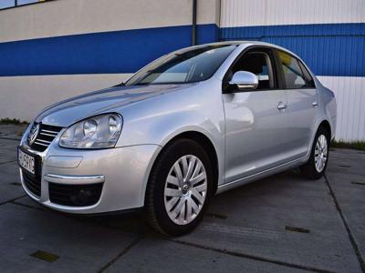 Volkswagen Jetta V 1.6 TDI-CR 105KM 2010