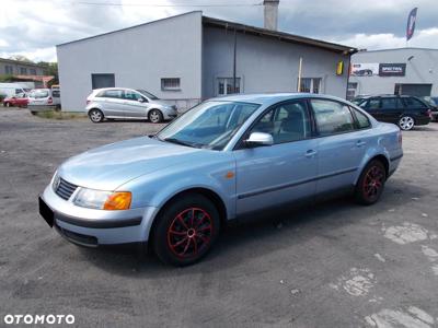 Volkswagen Passat 1.8 Trendline