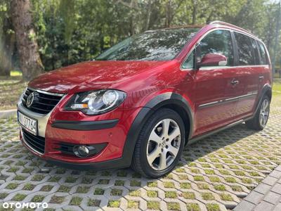 Volkswagen Touran 1.4 TSI Cross DSG