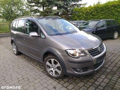 Volkswagen Touran 1.4 TSI DSG Cross