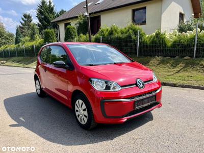 Volkswagen up! (BlueMotion Technology) move