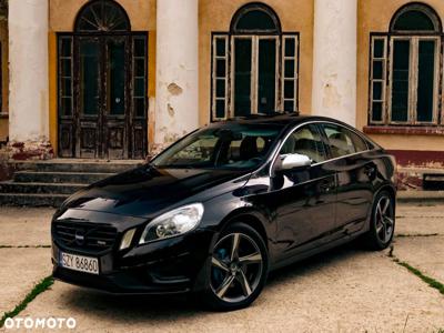 Volvo S60 T6 AWD R-Design