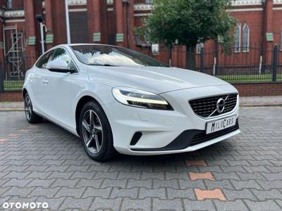 Volvo V40 D2 Drive-E R-Design Momentum