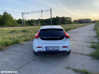 Volvo V40 D4 RDesign