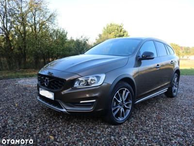 Volvo V60 Cross Country D4 Drive-E Momentum