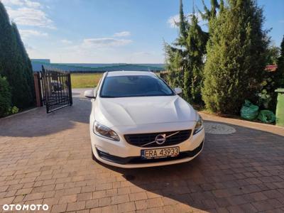 Volvo V60 D2 Drive-E Dynamic Edition (Kinetic)