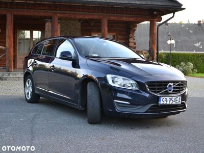 Volvo V60 D2 Drive-E Momentum