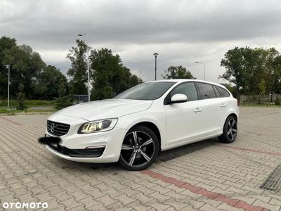 Volvo V60 D4 Geartronic Momentum